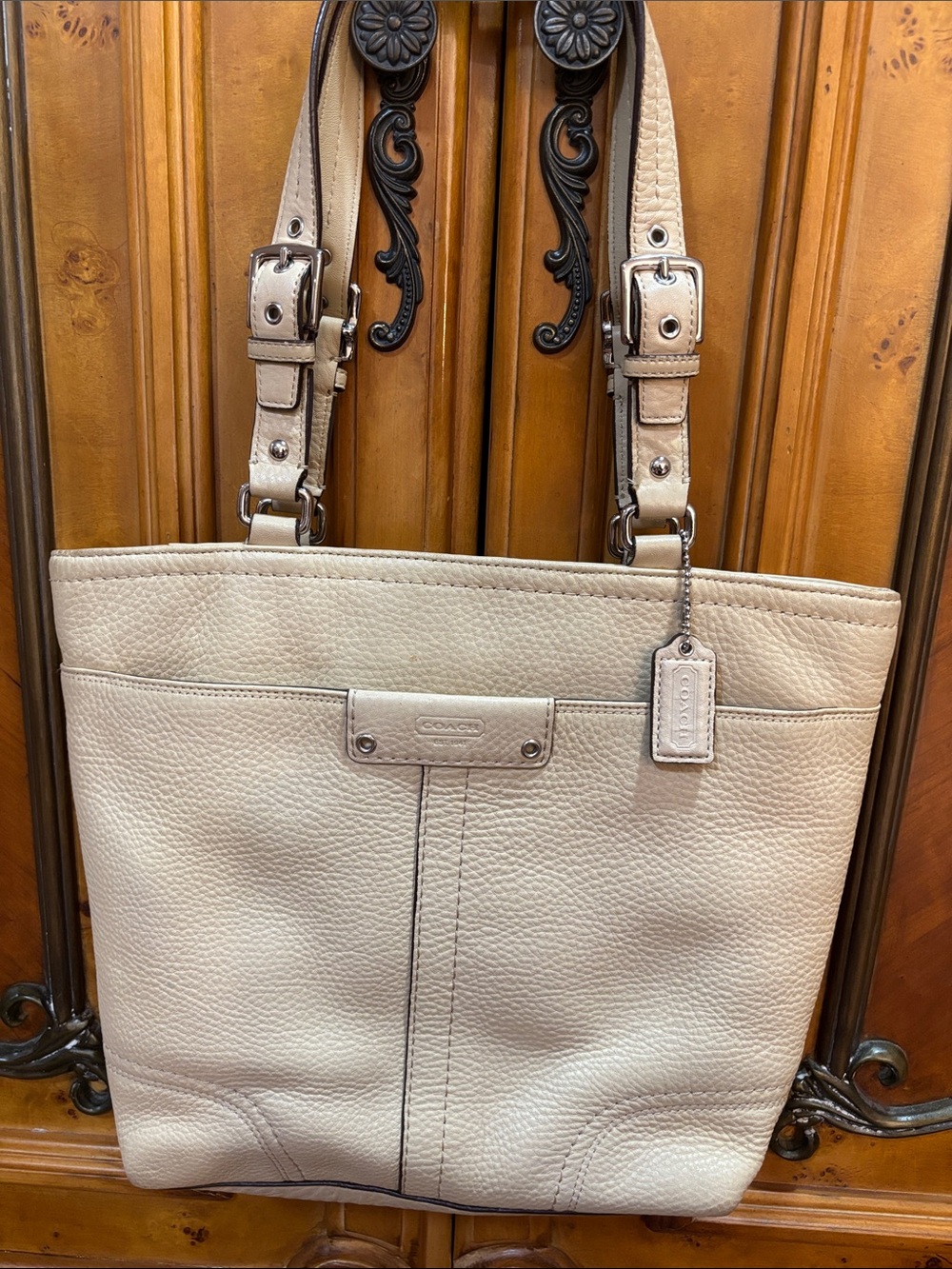 Coach Pebbled Leather Shoulder Bag in Cream - Picture 1 of 6